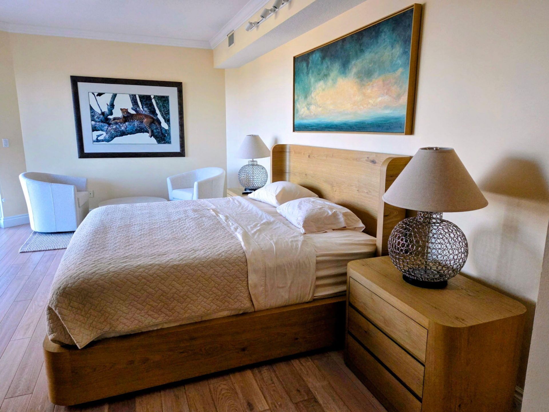 700 Ocean Royale Way, Unit 401, Juno Beach, FL 33408 Photo