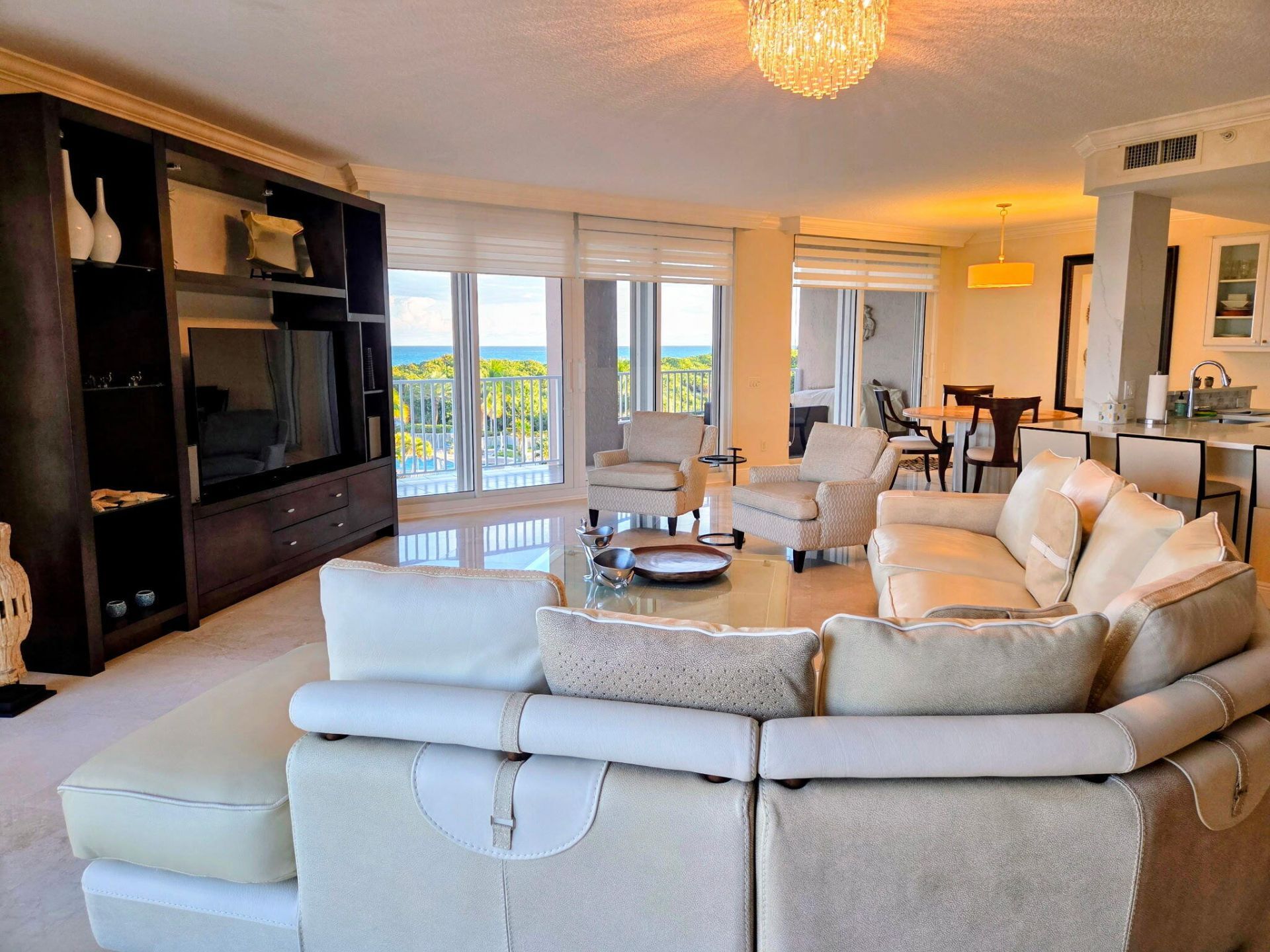 700 Ocean Royale Way, Unit 401, Juno Beach, FL 33408 Photo