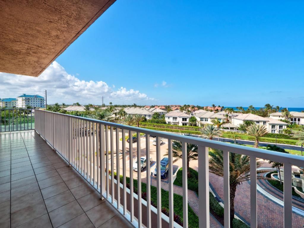 700 Ocean Royale Way, Unit 401, Juno Beach, FL 33408 Photo