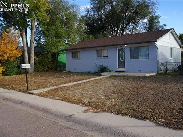 420 Rosewood Drive, Fountain, CO 80817