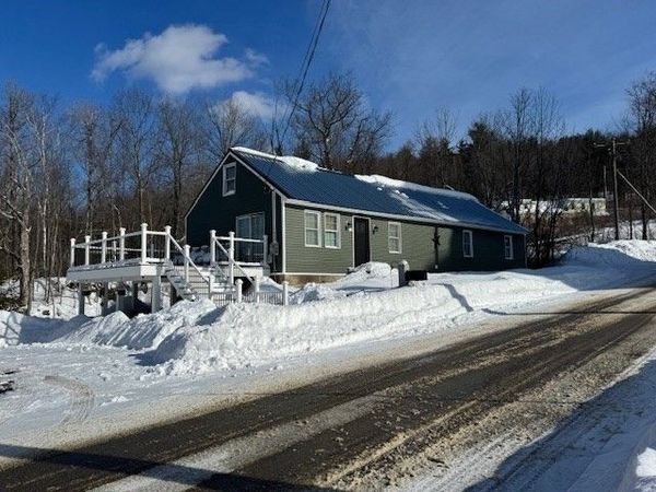 36 Mill St, New Ipswich, NH 03071