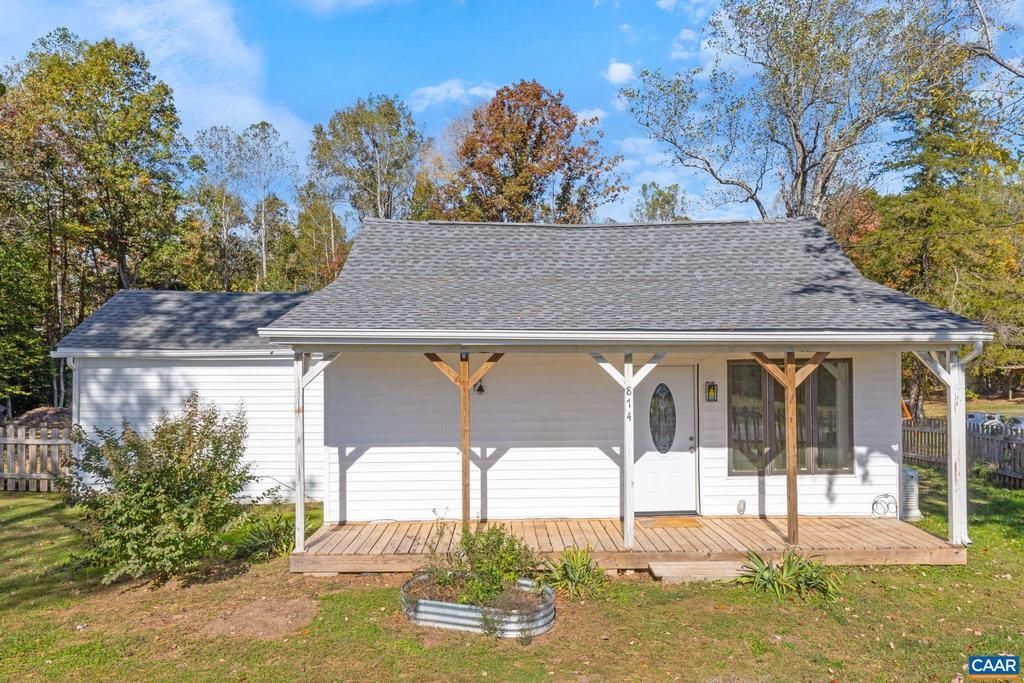 874 James River Rd, Scottsville, VA 24590 Main Photo