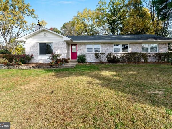 9 PLUMMER COURT, GERMANTOWN, MD 20876