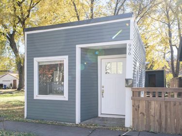 996 Front Avenue, Saint Paul, MN 55103