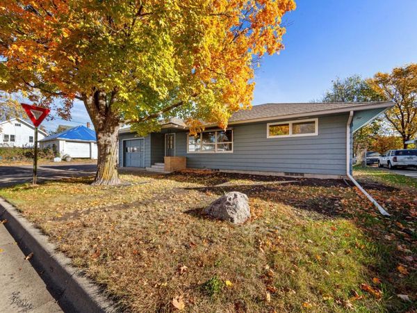 1043 Chase Avenue, Gibbon, MN 55335