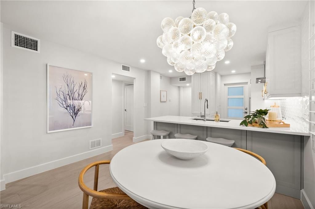 1300 Gulf Shore Blvd N, Unit 109, Naples, FL 34102 Photo