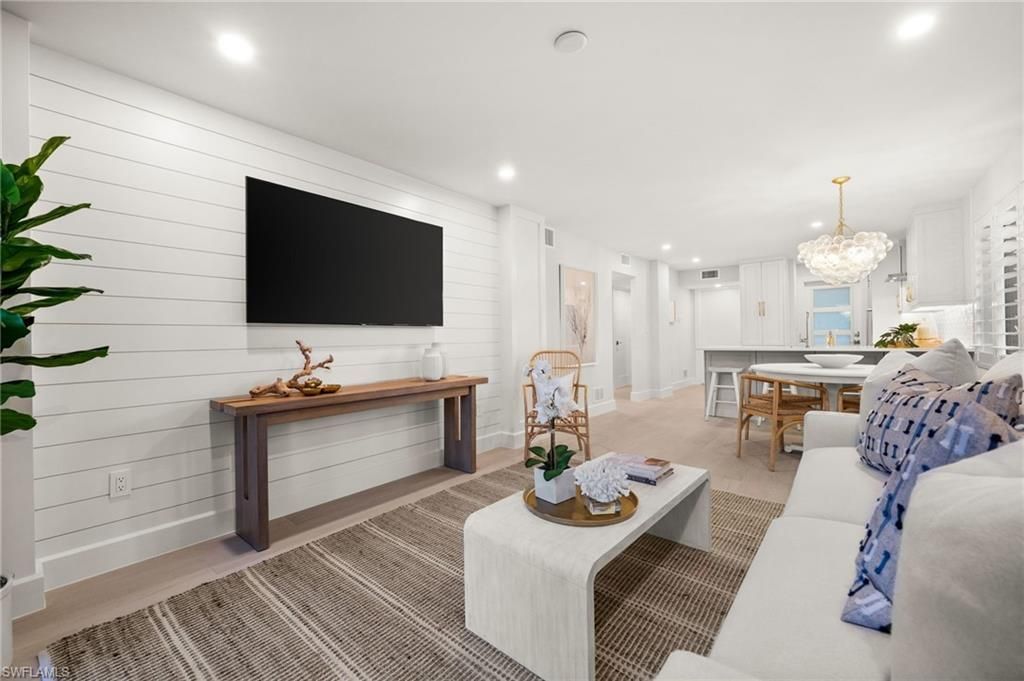 1300 Gulf Shore Blvd N, Unit 109, Naples, FL 34102 Photo