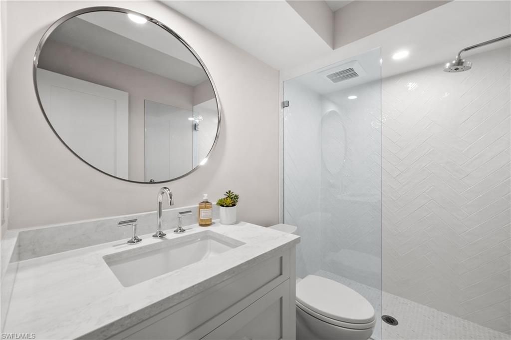 1300 Gulf Shore Blvd N, Unit 109, Naples, FL 34102 Photo
