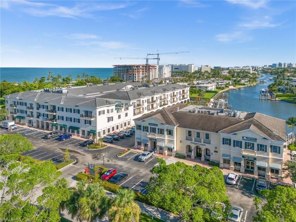 1300 Gulf Shore Blvd N, Unit 109, Naples, FL 34102 Photo