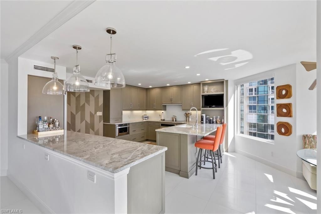 4251 Gulf Shore Blvd N, Unit 10B, Naples, FL 34103 Photo