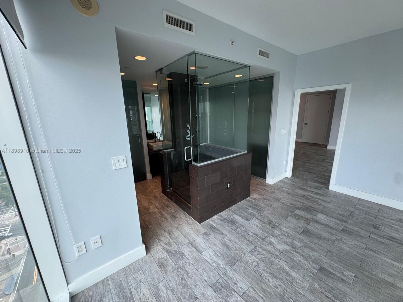 1040 Biscayne Blvd, Unit 1106, Miami, FL 33132 Photo