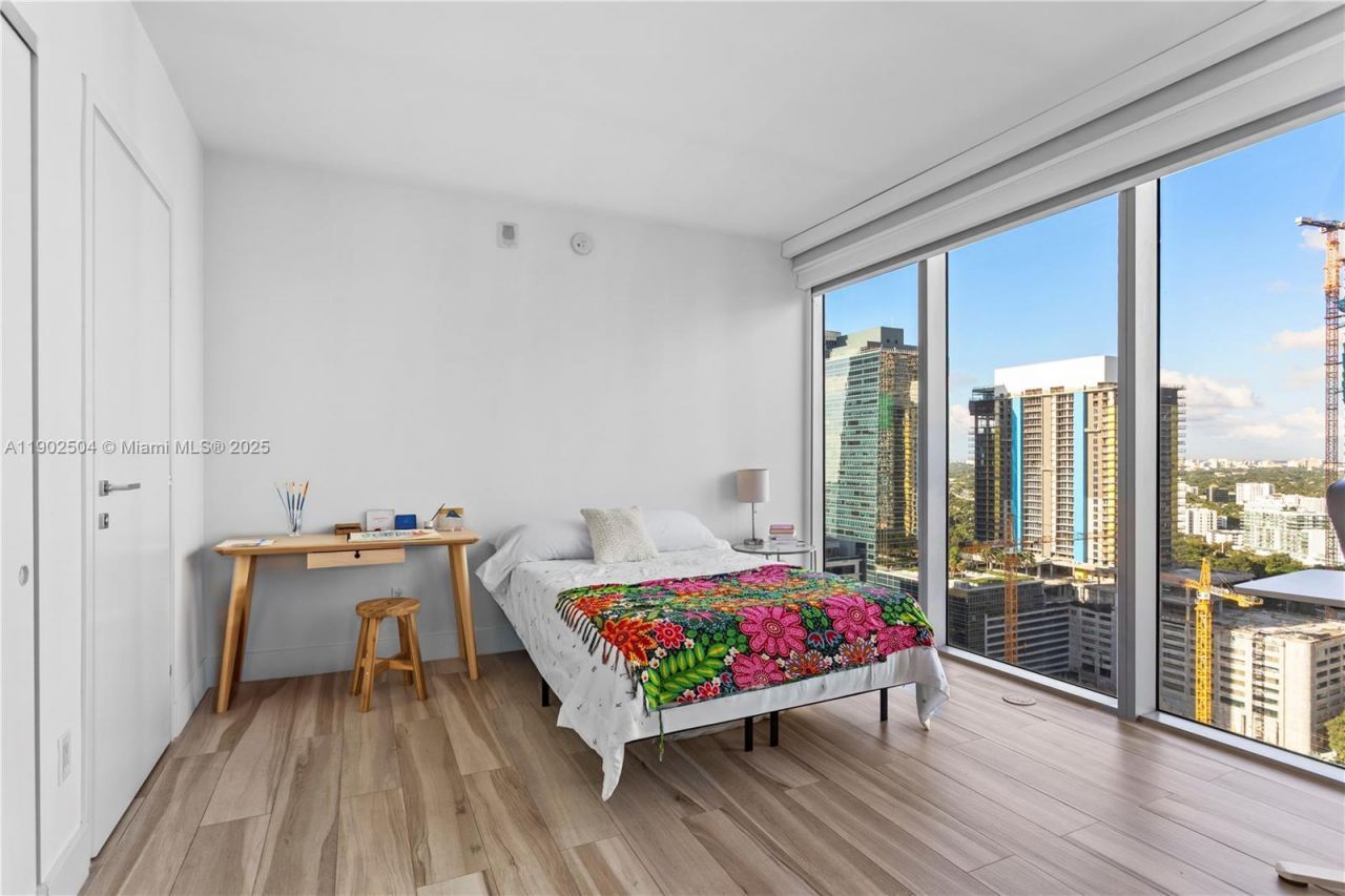 1300 Brickell Bay Dr, Unit 2901, Miami, FL 33131 Photo