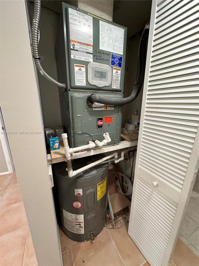 3650 Inverrary Dr, Unit 3Y-G, Lauderhill, FL 33319 Photo