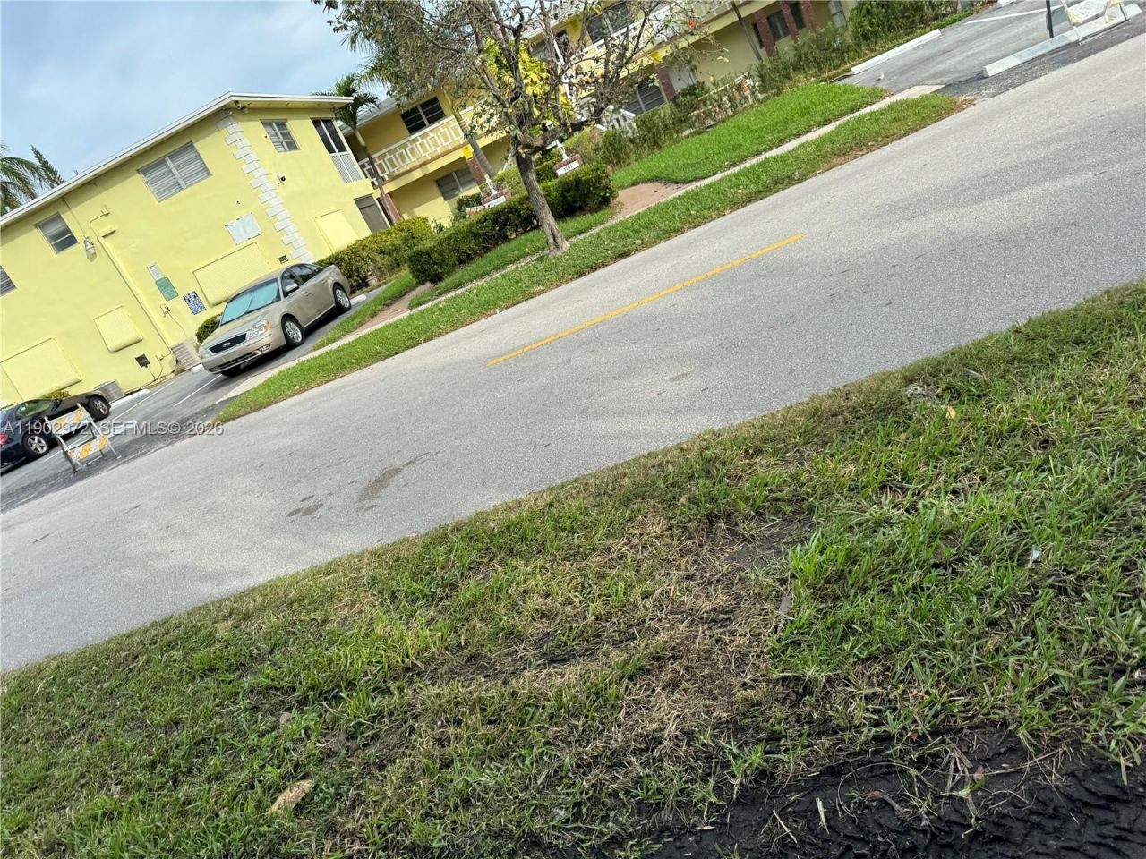 1501 Arthur St, Unit 1, Hollywood, FL 33020 Photo