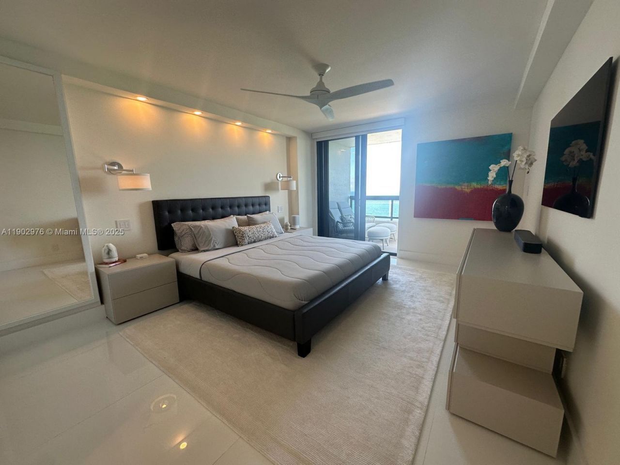 2555 Collins Ave, Unit 1907, Miami Beach, FL 33140 Photo