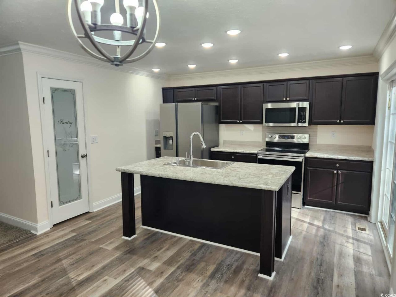 4428 Stevens St. Photo 6