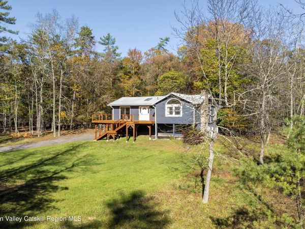 4 Munchkin Lane, Woodstock, NY 12498