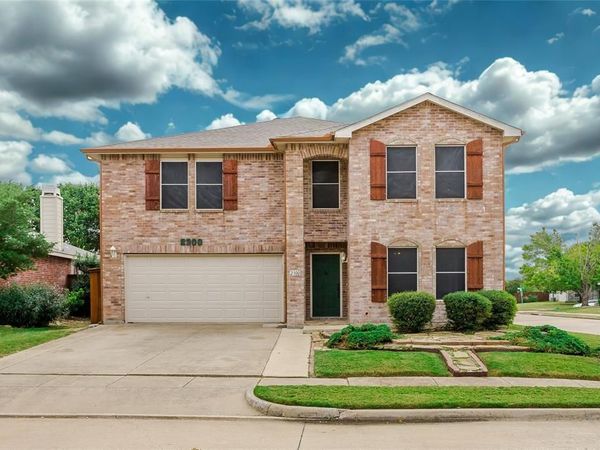 2300 Bradford Pear Drive, Little Elm, TX 75068
