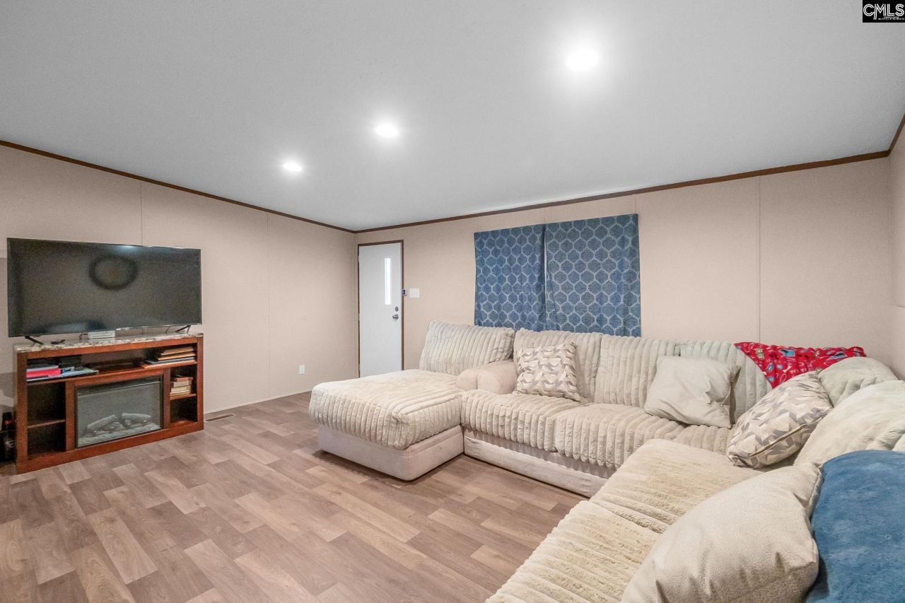 5263 Raleys Mill Road Photo 8