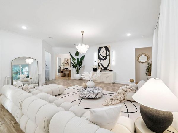 160 N J Hunter's Way, Freeport, FL 32439