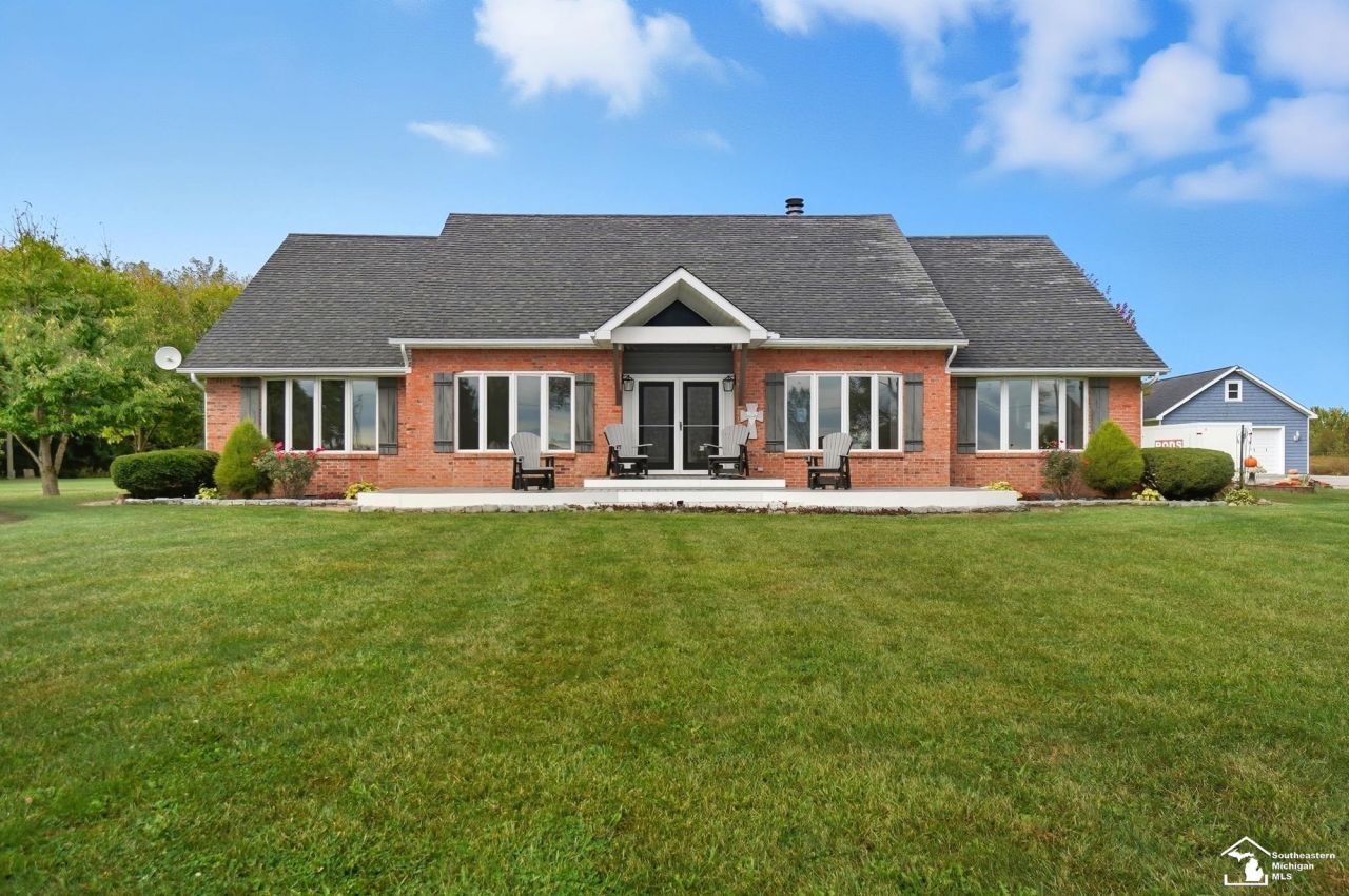 9405 Turk Road, Ottawa Lake, MI 49267 Main Photo