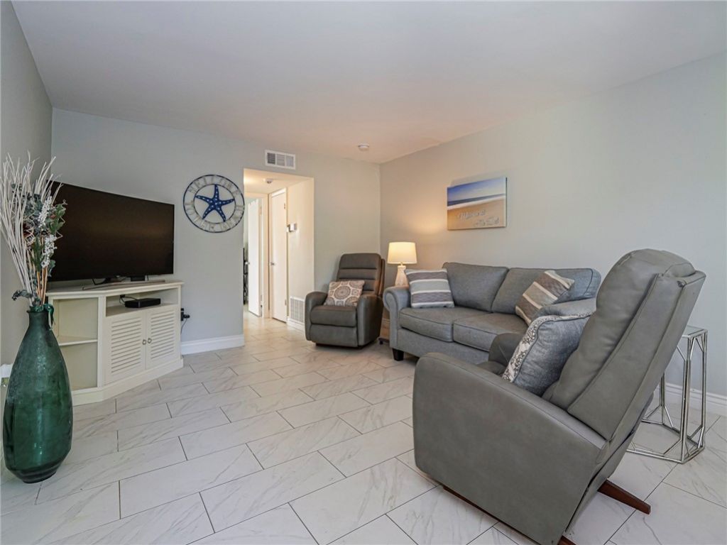 5400 Highway A1a, Unit D3, Vero Beach, FL 32963 Photo