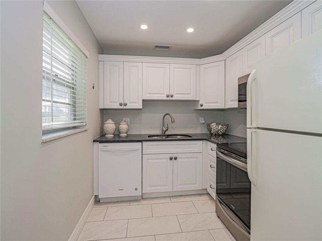 5400 Highway A1a, Unit D3, Vero Beach, FL 32963 Photo