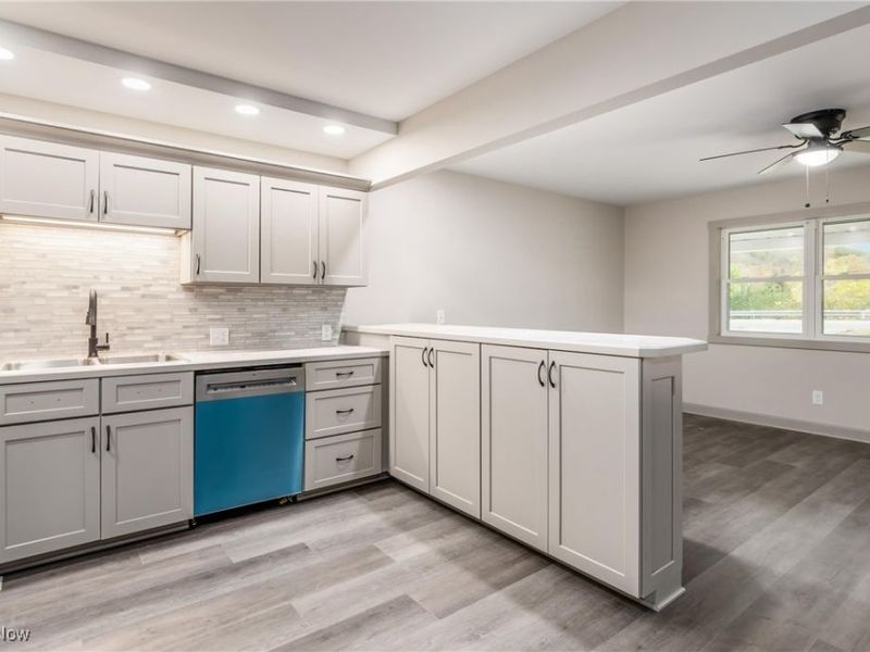 7115 East Pike, Zanesville, OH 43701 Photo 10