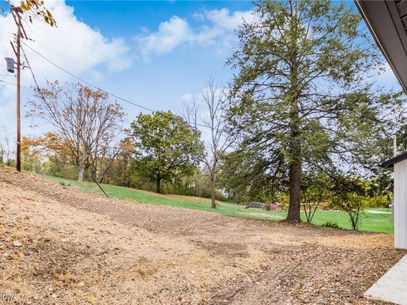 7115 East Pike, Zanesville, OH 43701 Photo 24