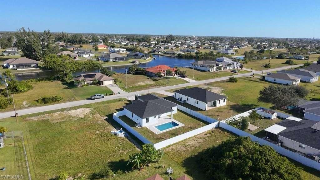 2458 NW 9th Ter, Cape Coral, FL 33993 Photo