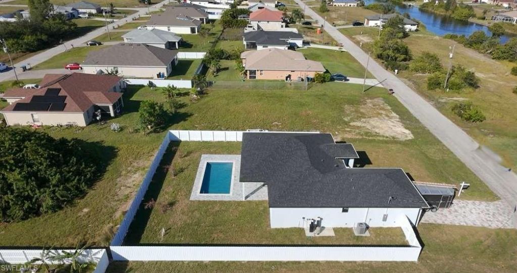 2458 NW 9th Ter, Cape Coral, FL 33993 Photo
