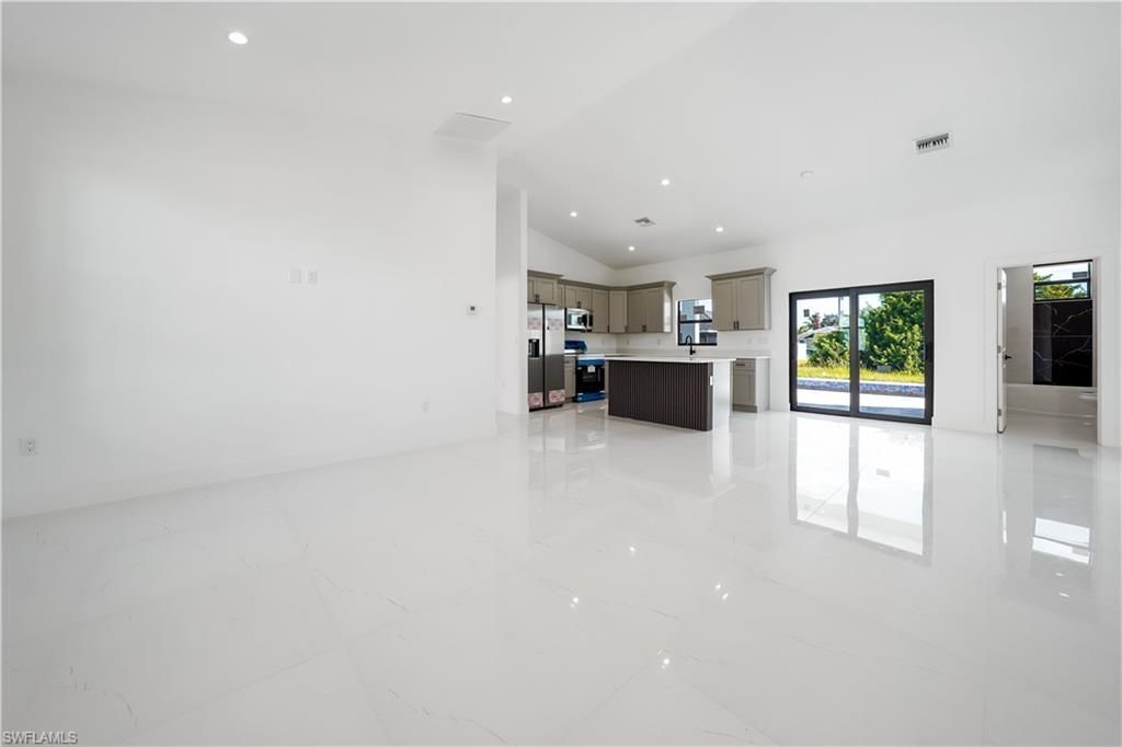 2458 NW 9th Ter, Cape Coral, FL 33993 Photo