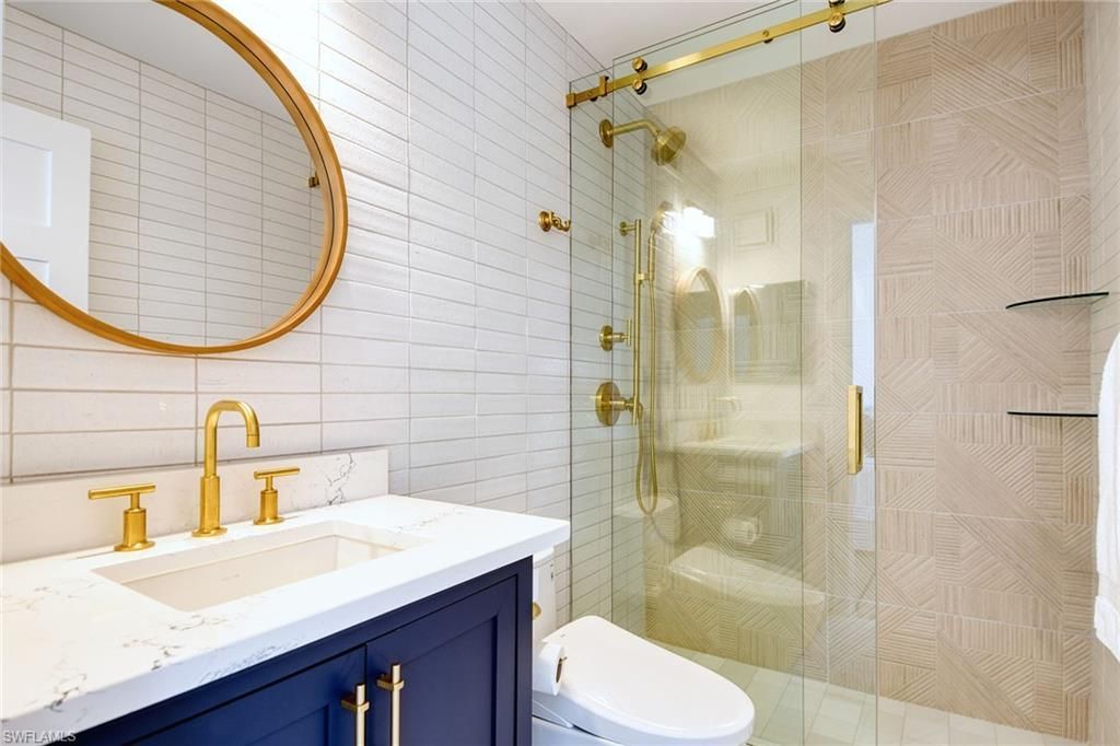 2389 Gulf Shore Blvd N, Unit 302, Naples, FL 34103 Photo