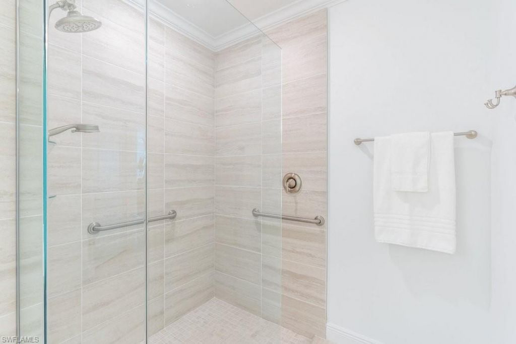 16352 Viansa Way, Unit 101, Naples, FL 34110 Photo