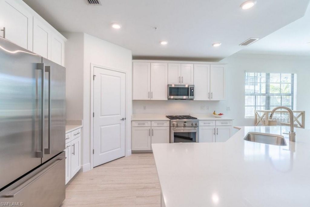 16352 Viansa Way, Unit 101, Naples, FL 34110 Photo