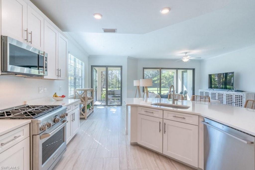 16352 Viansa Way, Unit 101, Naples, FL 34110 Photo
