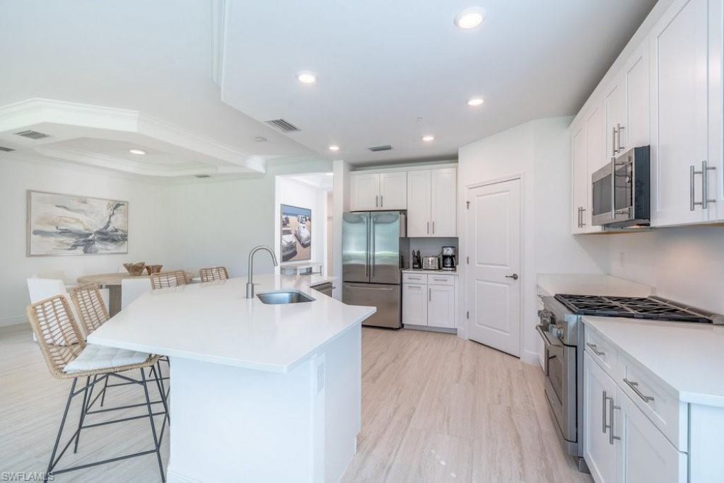 16352 Viansa Way, Unit 101, Naples, FL 34110 Photo