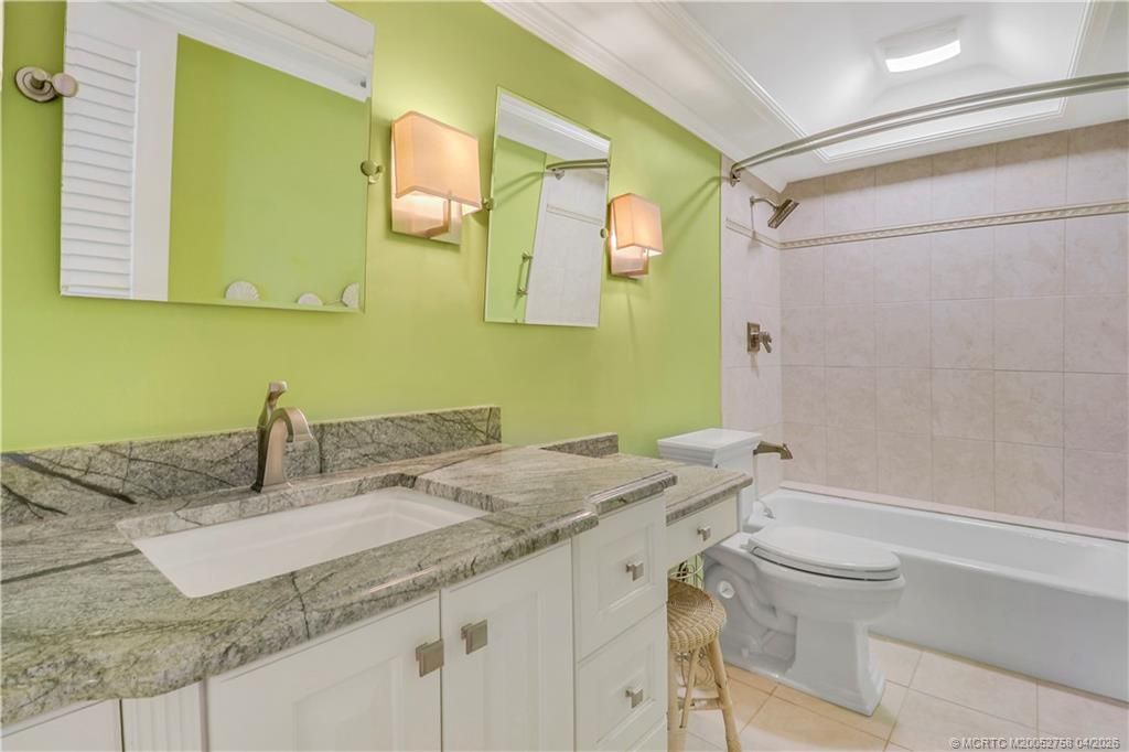 1866 SW Palm City Road, Unit 204, Stuart, FL 34994 Photo