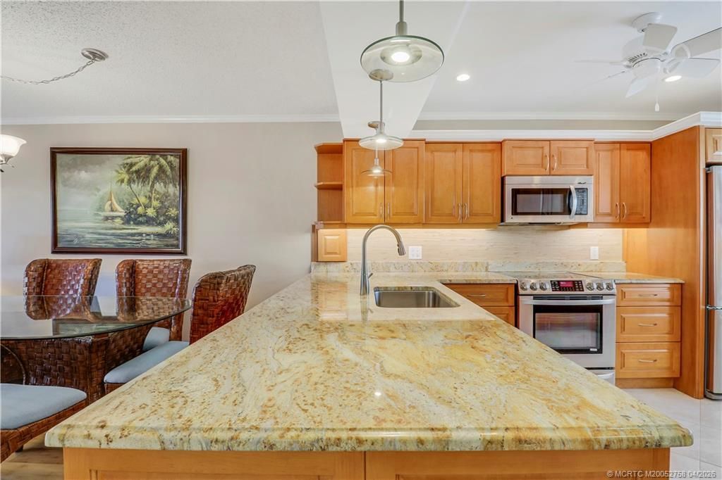 1866 SW Palm City Road, Unit 204, Stuart, FL 34994 Photo