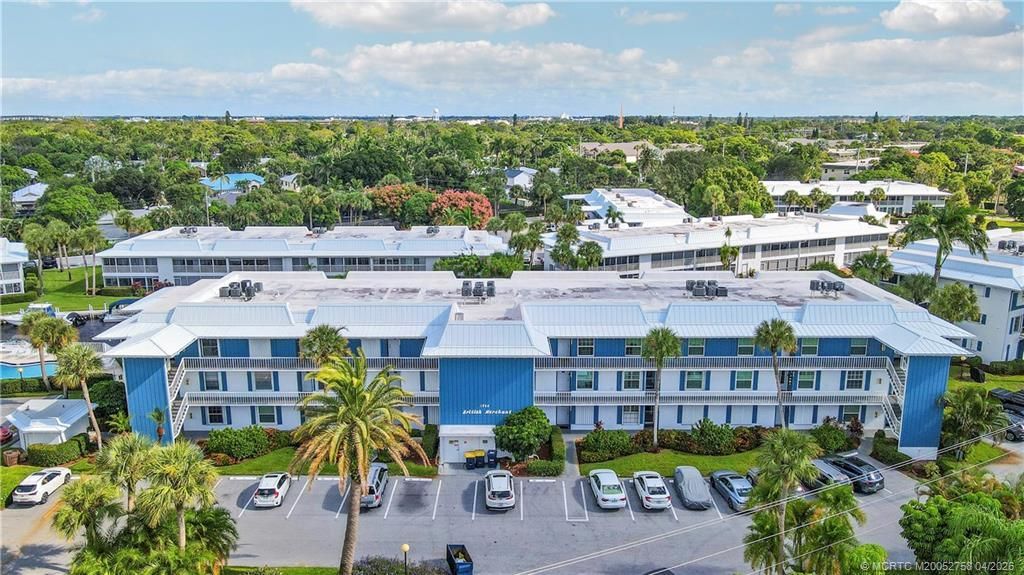 1866 SW Palm City Road, Unit 204, Stuart, FL 34994 Photo