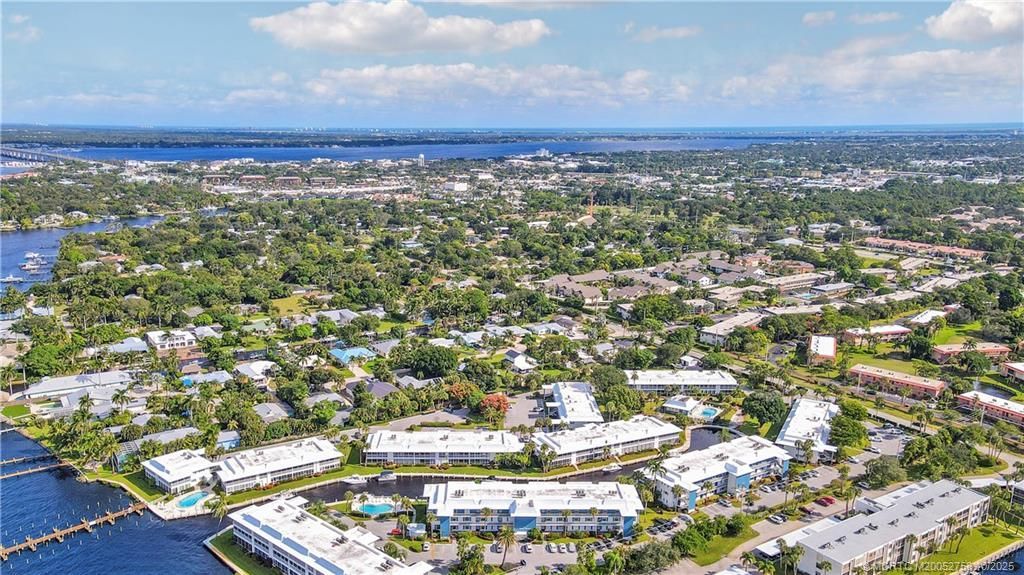 1866 SW Palm City Road, Unit 204, Stuart, FL 34994 Photo