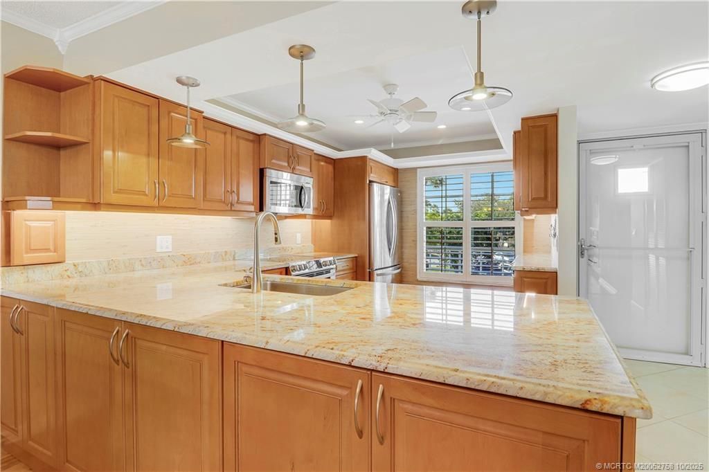 1866 SW Palm City Road, Unit 204, Stuart, FL 34994 Photo