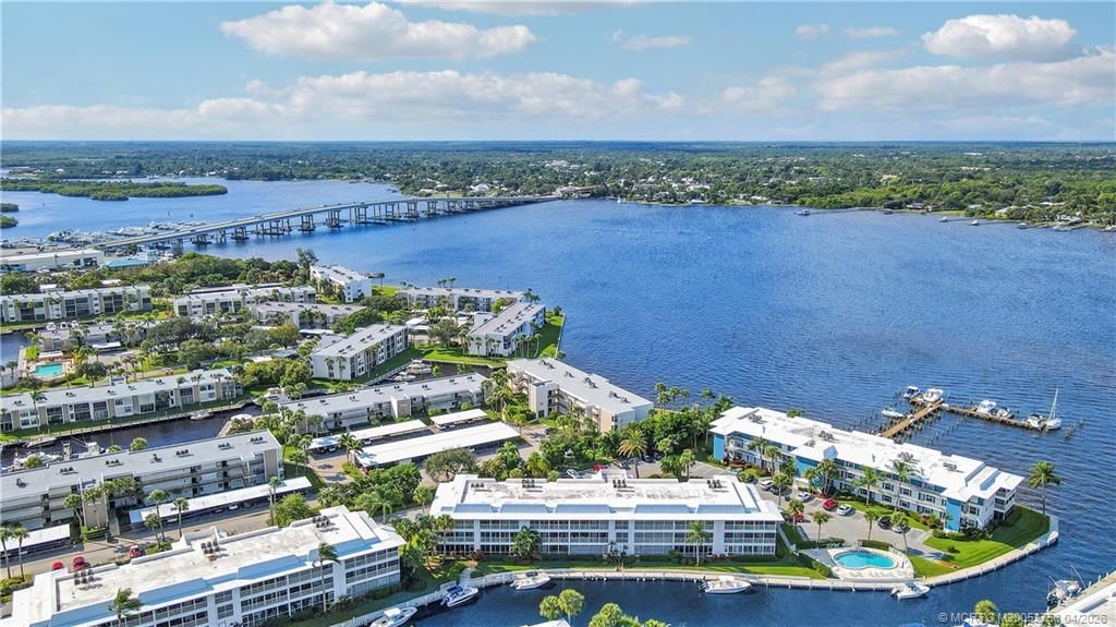 1866 SW Palm City Road, Unit 204, Stuart, FL 34994 Photo