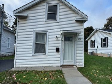 137 Harvey Avenue, Lockport, NY 14094