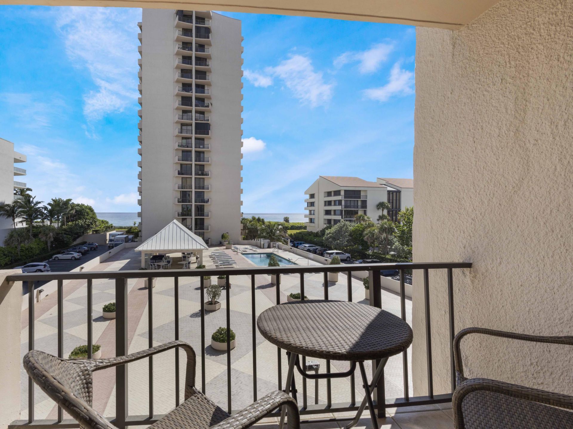 4200 N Ocean Drive, Unit 2-301, Singer Island, FL 33404 Photo