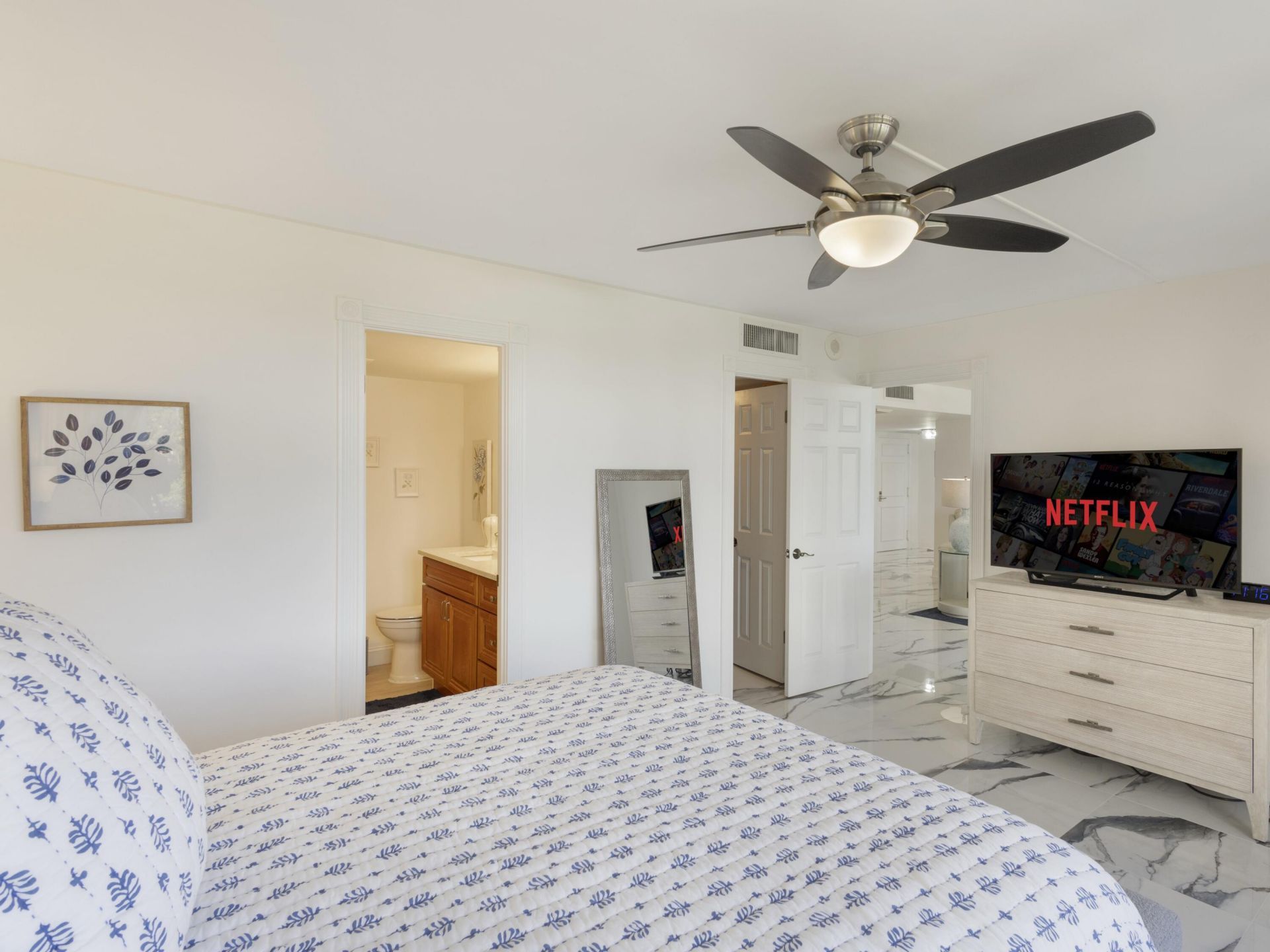 4200 N Ocean Drive, Unit 2-301, Singer Island, FL 33404 Photo