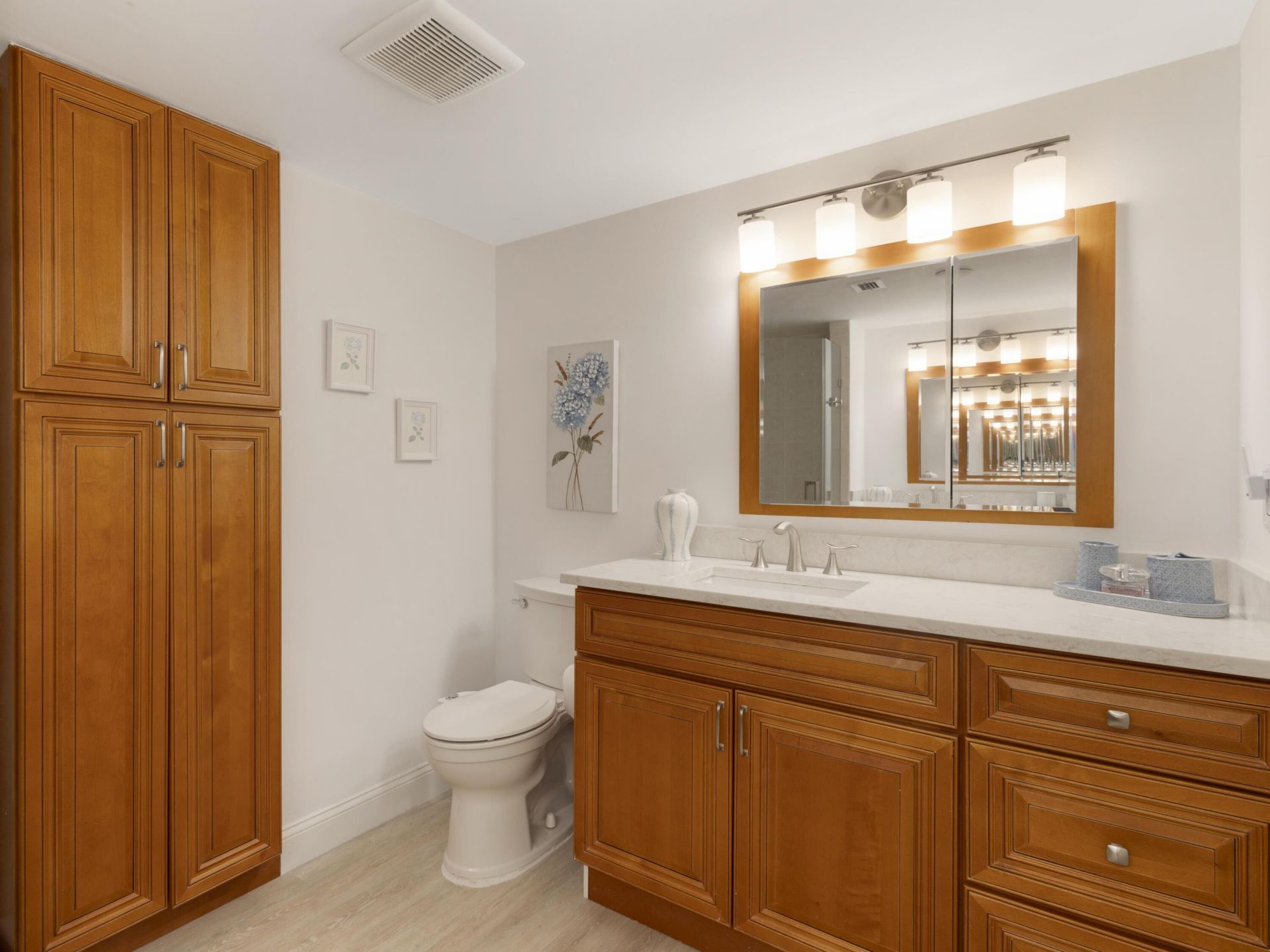 4200 N Ocean Drive, Unit 2-301, Singer Island, FL 33404 Photo