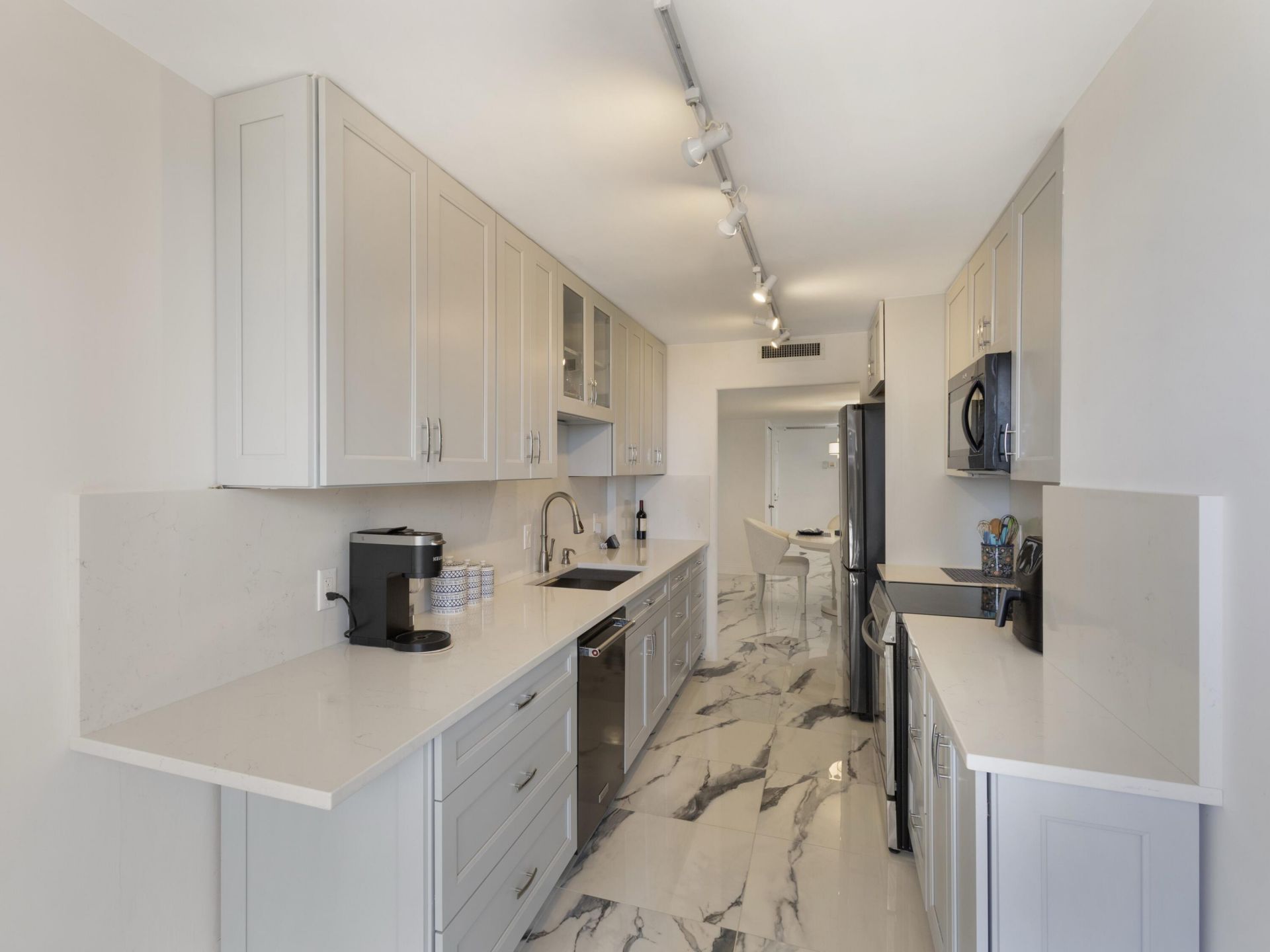 4200 N Ocean Drive, Unit 2-301, Singer Island, FL 33404 Photo