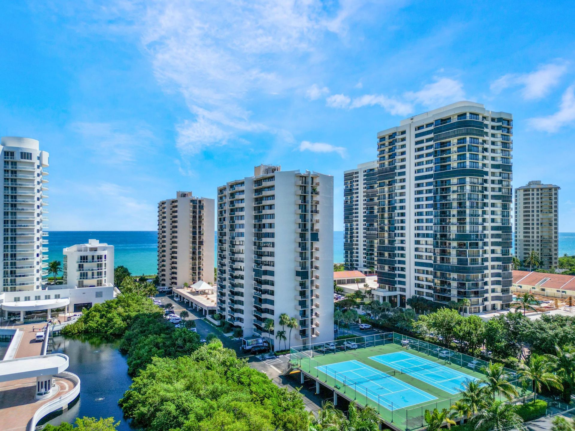 4200 N Ocean Drive, Unit 2-301, Singer Island, FL 33404 Photo