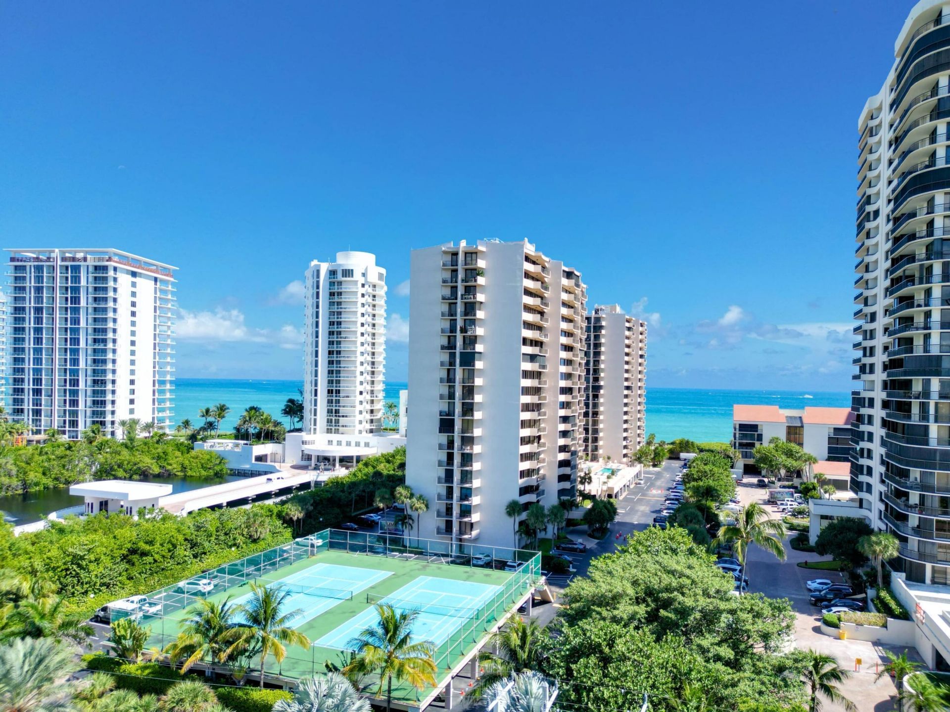 4200 N Ocean Drive, Unit 2-301, Singer Island, FL 33404 Photo